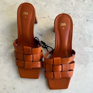 SOLD OFFLINE: NWT Zara Sandals